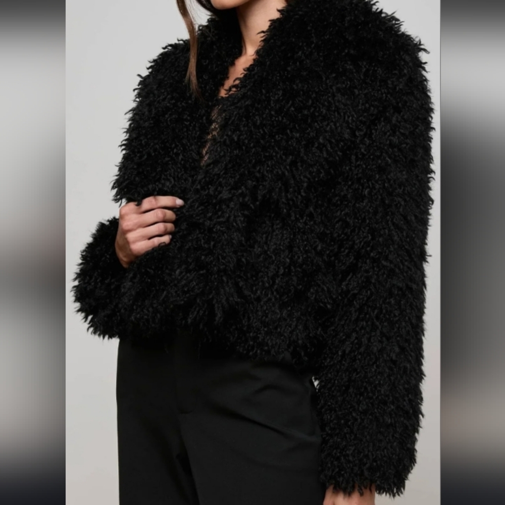 Decree Black Teddy Jacket.Pit To Pit 20"